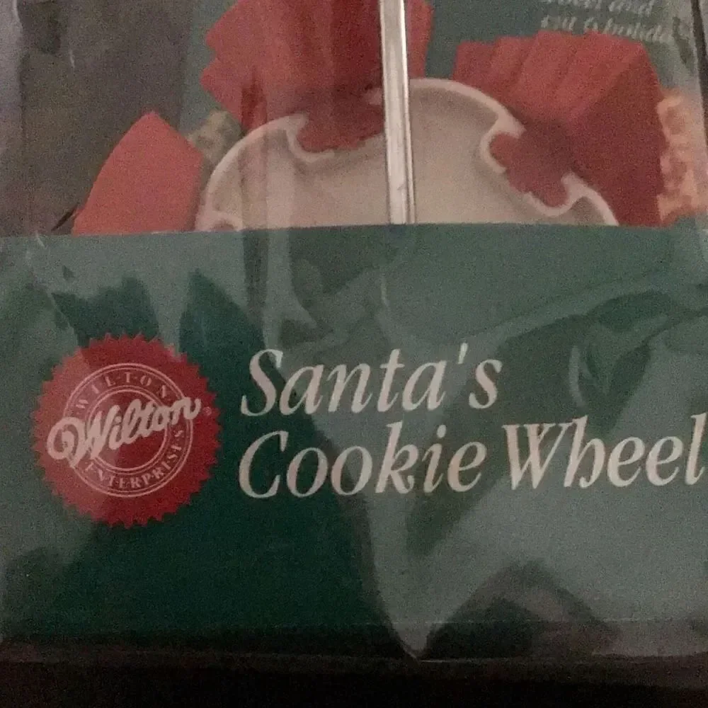 Cookie cutter Vintage Wilton wheel, Christmas cookie cutter